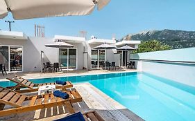 Blue Star Aparthotel